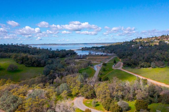 319 Stagestop Ct, El Dorado Hills, CA 95762