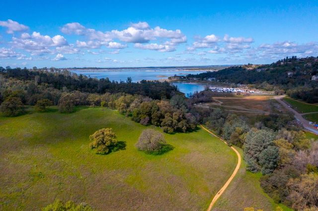 319 Stagestop Ct, El Dorado Hills, CA 95762