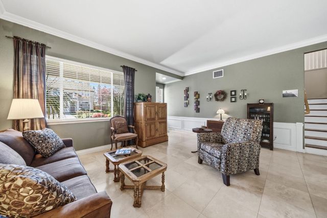 319 Stagestop Ct, El Dorado Hills, CA 95762