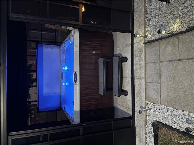 31453 Bridge Avenue, Garden City, MI 48135