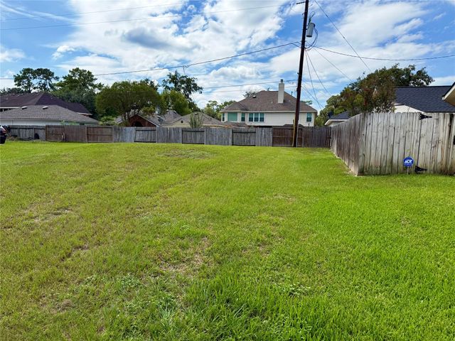 307 N Cypress Estates Circle, Spring, TX 77388