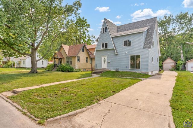 1609 SW Wayne AVE, Topeka, KS 66604