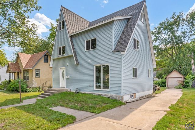 1609 SW Wayne AVE, Topeka, KS 66604