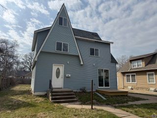 1609 SW Wayne AVE, Topeka, KS 66604