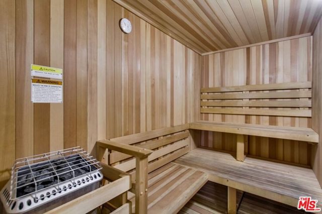 7250 Franklin Avenue 1207, Los Angeles, CA 90046