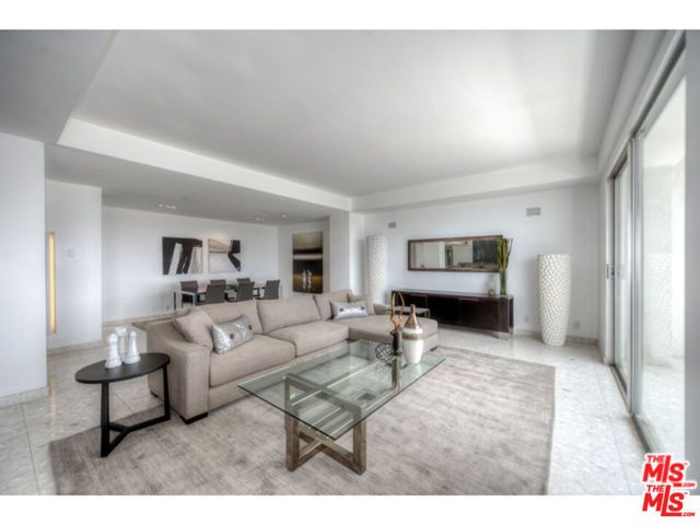 7250 Franklin Avenue 1207, Los Angeles, CA 90046