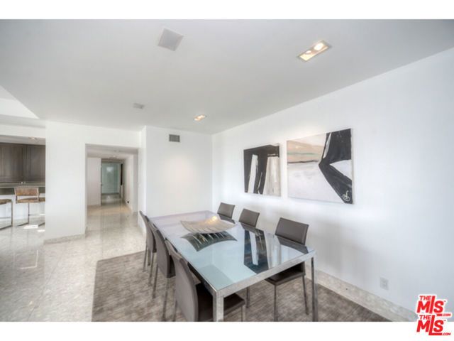 7250 Franklin Avenue 1207, Los Angeles, CA 90046