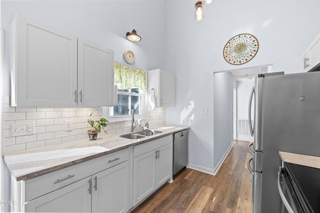 1229 Selwyn Lane, Cary, NC 27511