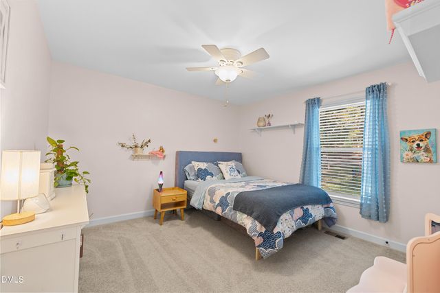 1229 Selwyn Lane, Cary, NC 27511