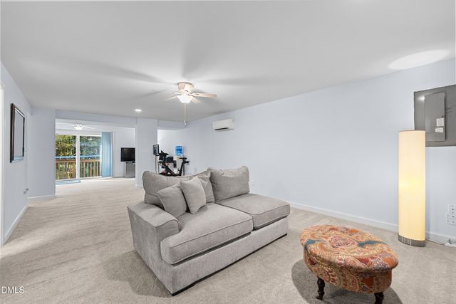 1229 Selwyn Lane, Cary, NC 27511