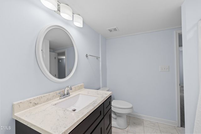 1229 Selwyn Lane, Cary, NC 27511