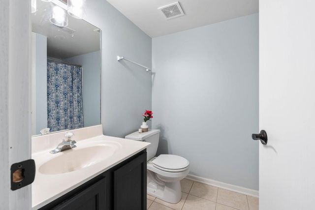 750 Bluestone Bay Drive, New Lenox, IL 60451