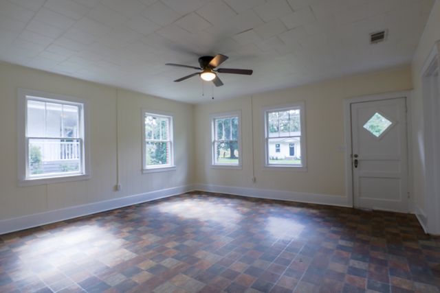 609 Dale St., Columbia, MS 39429