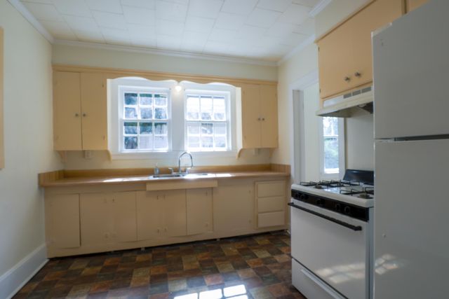 609 Dale St., Columbia, MS 39429