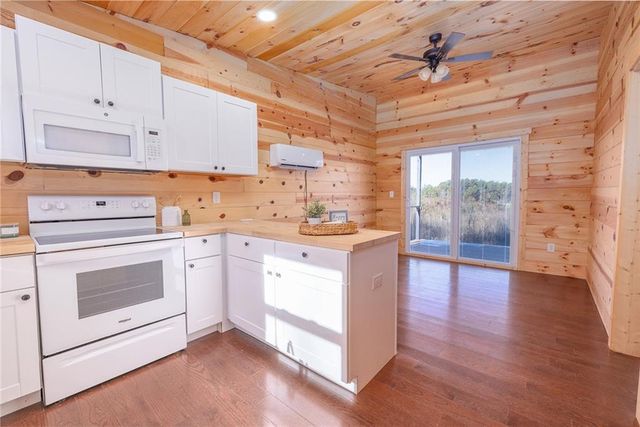 556 Poplar Springs Road, Walhalla, SC 29691