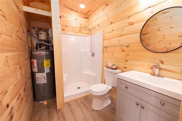 556 Poplar Springs Road, Walhalla, SC 29691