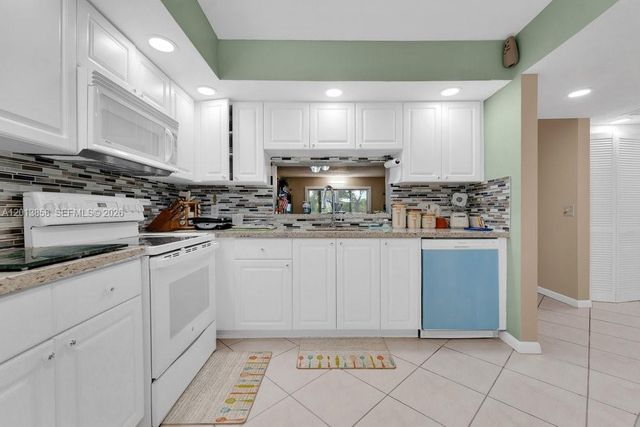 1101 SW 128th Ter 309C, Pembroke Pines, FL 33027