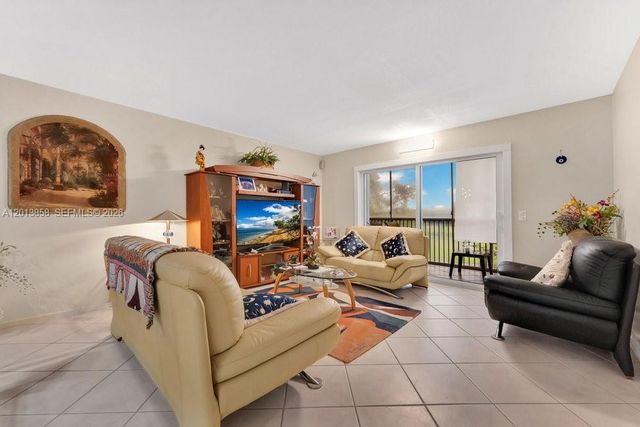 1101 SW 128th Ter 309C, Pembroke Pines, FL 33027