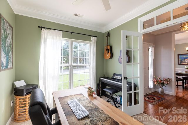 12015 Hampton Place Drive, Charlotte, NC 28269