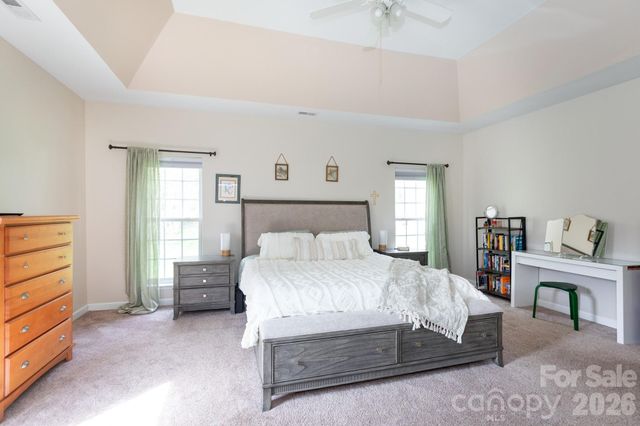 12015 Hampton Place Drive, Charlotte, NC 28269