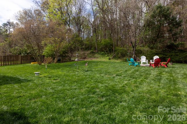 12015 Hampton Place Drive, Charlotte, NC 28269