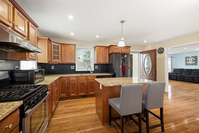 830 Washington St 1, Stoughton, MA 02072