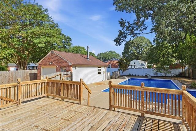 349 Bartell DR, Chesapeake, VA 23322