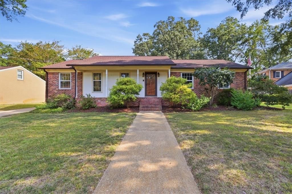 349 Bartell DR, Chesapeake, VA 23322