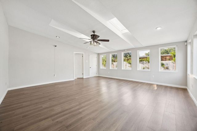 2801 Clearbrook Drive, Irving, TX 75062