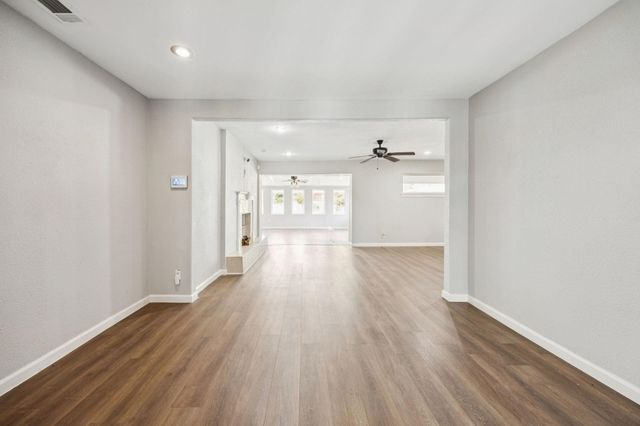 2801 Clearbrook Drive, Irving, TX 75062