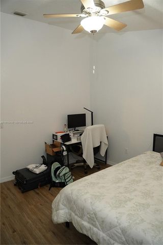 159 Hidden Ct Rd, Hollywood, FL 33023