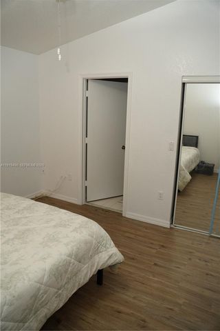 159 Hidden Ct Rd, Hollywood, FL 33023