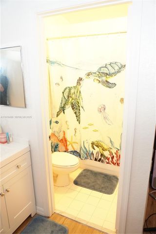 159 Hidden Ct Rd, Hollywood, FL 33023