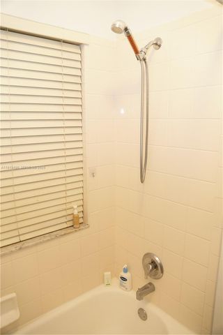 159 Hidden Ct Rd, Hollywood, FL 33023