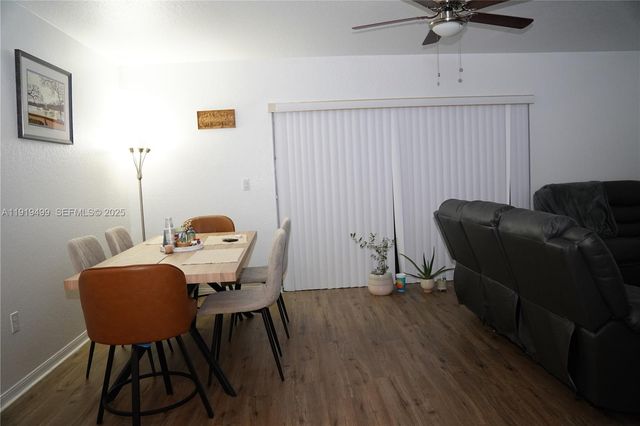 159 Hidden Ct Rd, Hollywood, FL 33023