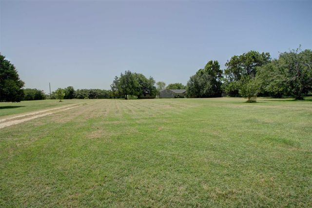 2736 County Road 314, Cleburne, TX 76031