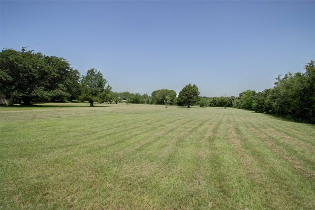 2736 County Road 314, Cleburne, TX 76031