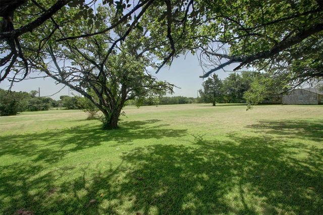 2736 County Road 314, Cleburne, TX 76031