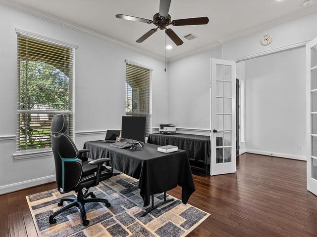 913 Ember Hills Lane, Friendswood, TX 77546