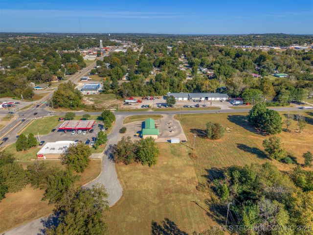 15135 S 293rd East Avenue, Coweta, OK 74429