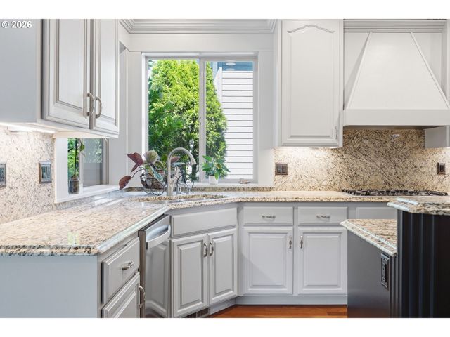 1621 S PHOEBE Dr, Ridgefield, WA 98642