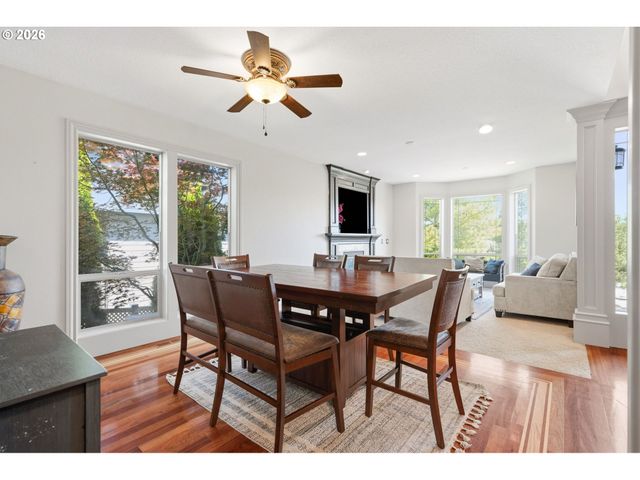 1621 S PHOEBE Dr, Ridgefield, WA 98642