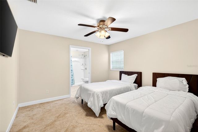 4940 E FORT KING STREET, Ocala, FL 34470