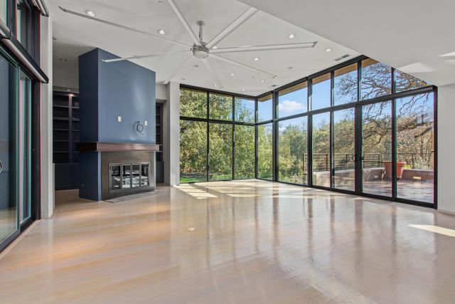 12100 Horseshoe Rd, Oakdale, CA 95361