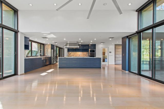 12100 Horseshoe Rd, Oakdale, CA 95361