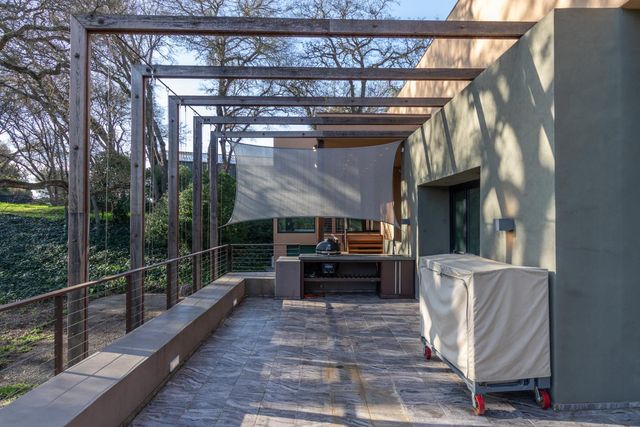 12100 Horseshoe Rd, Oakdale, CA 95361