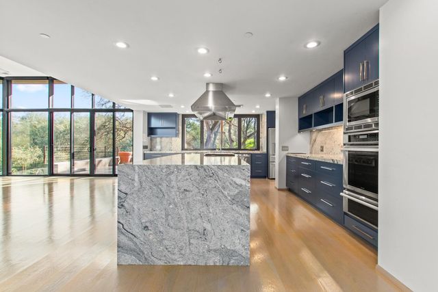 12100 Horseshoe Rd, Oakdale, CA 95361