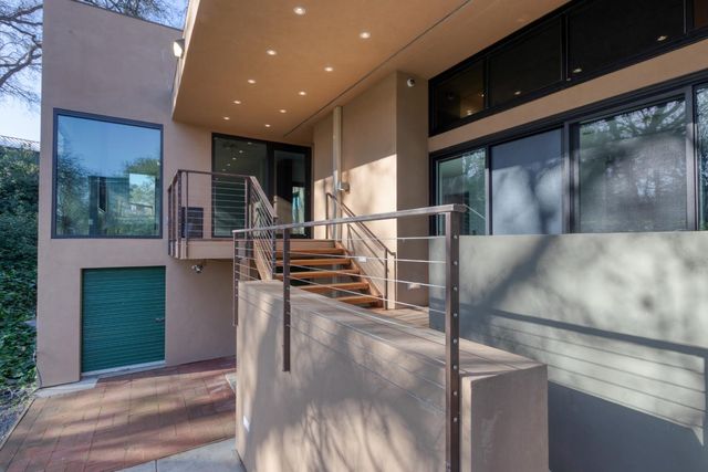 12100 Horseshoe Rd, Oakdale, CA 95361