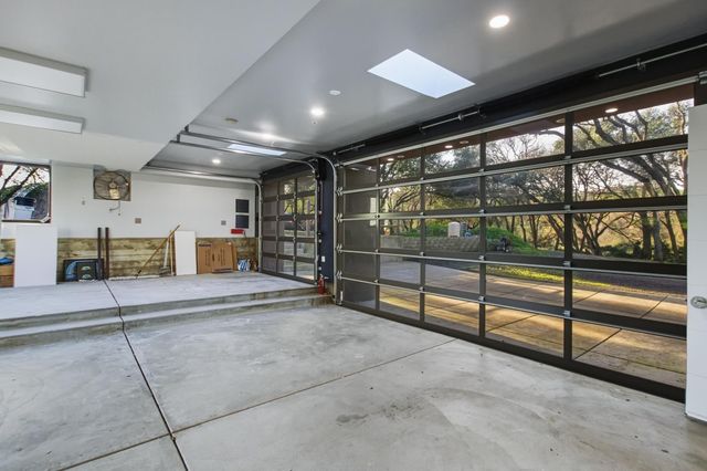 12100 Horseshoe Rd, Oakdale, CA 95361