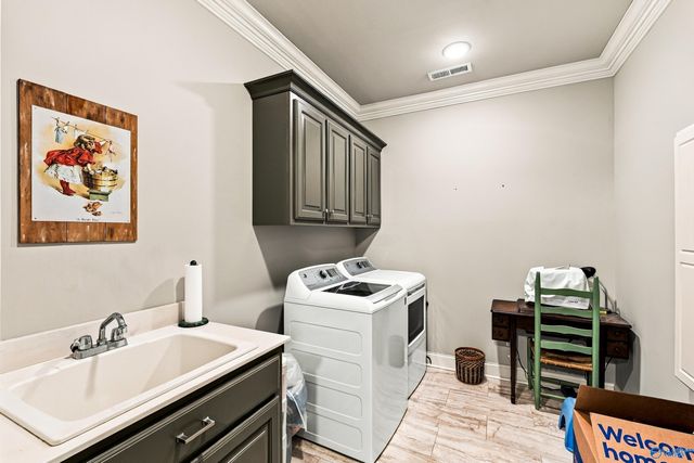 703 Box Street, Athens, AL 35611